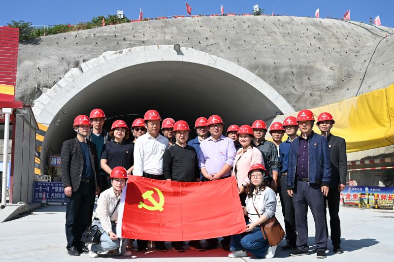 路達(dá)先鋒?匠心筑路